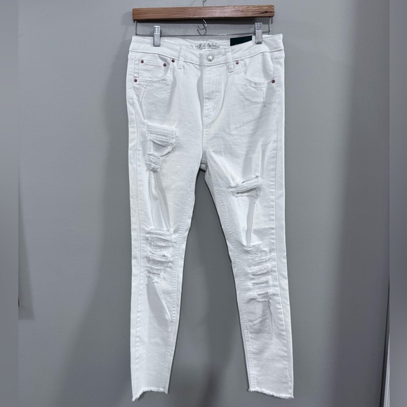 wild fable Denim - NWT Wild Fable White Distressed High Rise Skinny Jeans. Size 10